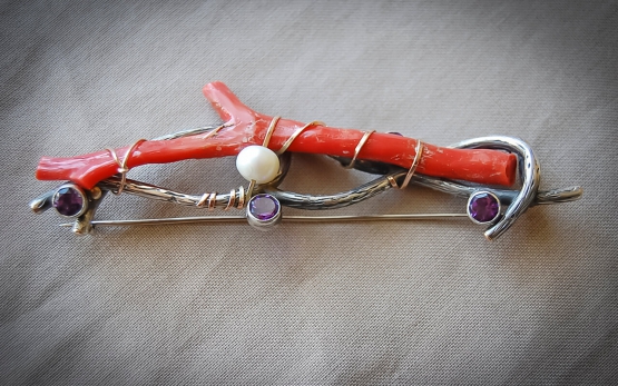 Брошь "Коралл".